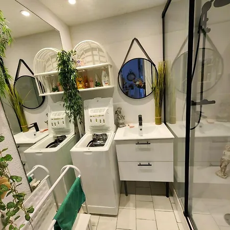 T3 Mezzanine 6 Pers, Piscine, Parking, Jardin Calme, Proche Et Commerces - Fr-1-607-106 Appartement *