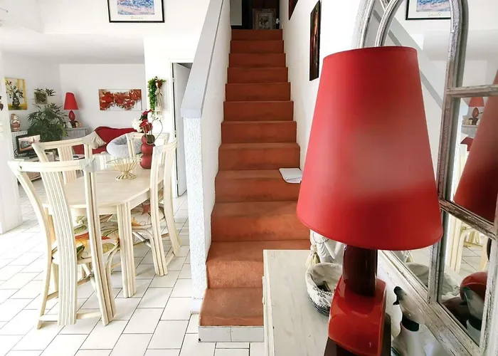 T3 Spacieux, 6 Pers., Jardin Et Parking, Quartier Calme - Fr-1-607-106 Appartamento