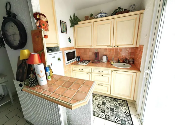 T3 Spacieux, 6 Pers., Jardin Et Parking, Quartier Calme - Fr-1-607-106 *